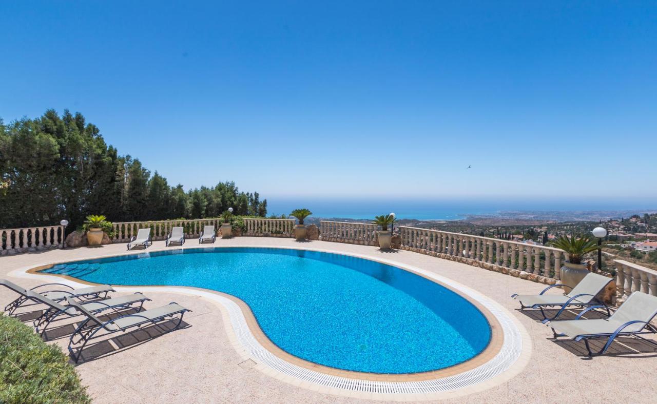 Resitour - Kamares Village Paphos Exterior photo