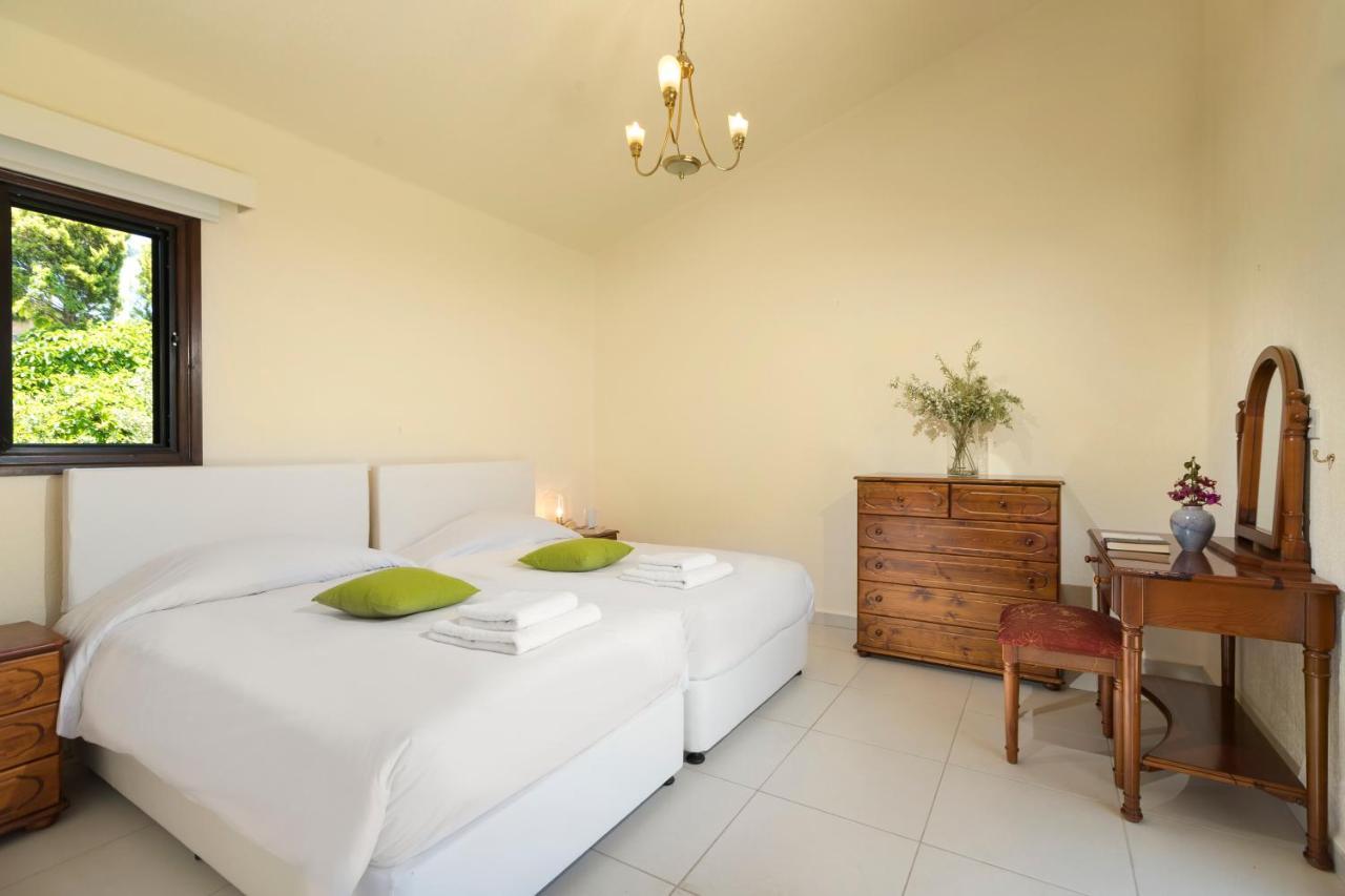 Resitour - Kamares Village Paphos Exterior photo